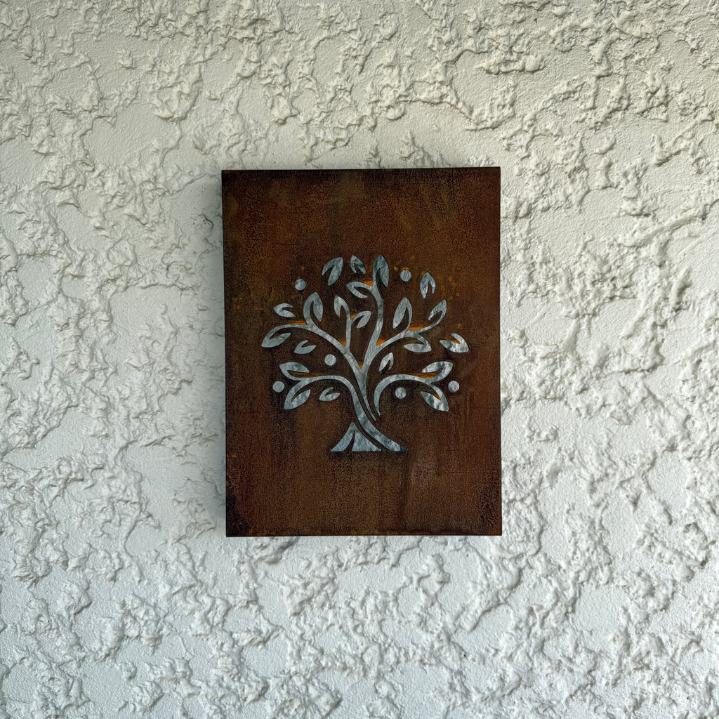 Árbol de la vida con luz solar