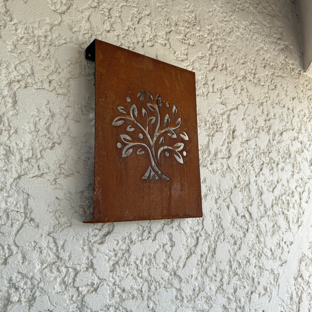 Árbol de la vida con luz solar