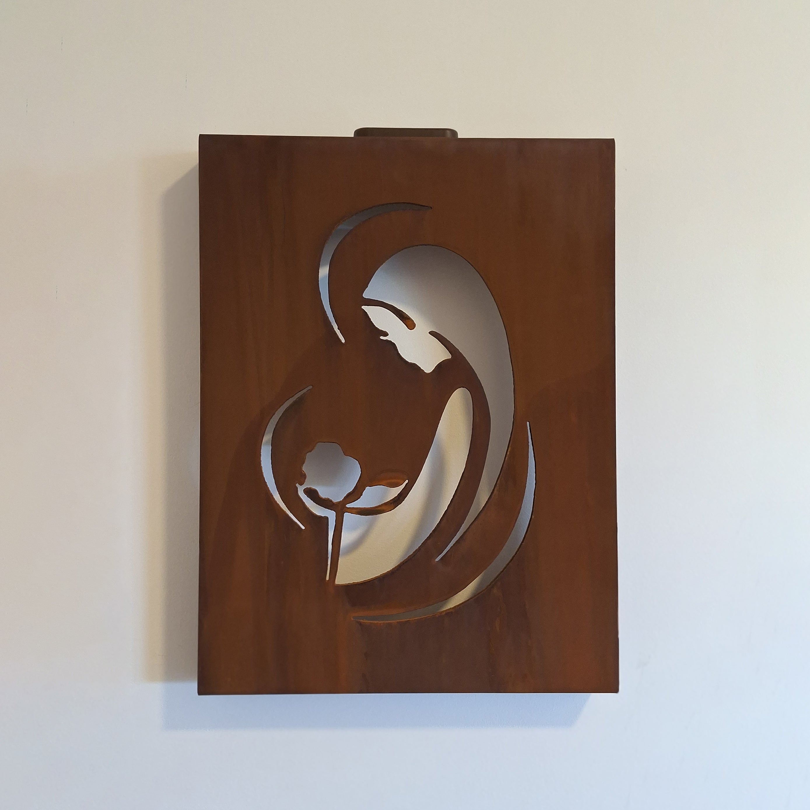 Virgen Solar en acero corten